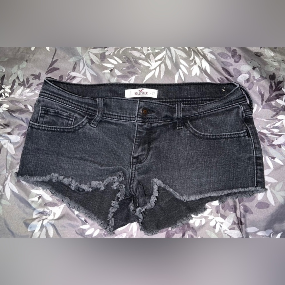 Hollister black shorts